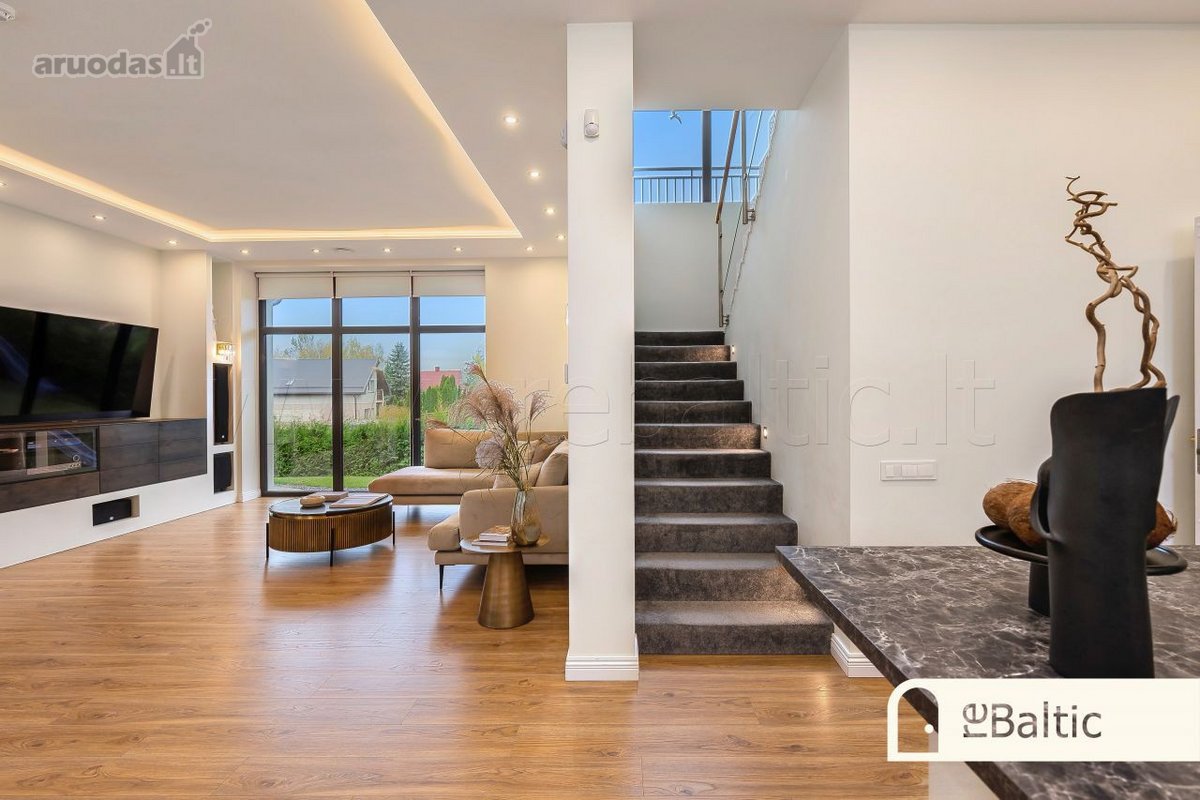 Erdvus namas šeimai Kalnėnų ir Pavilnio - nuotraukos Nr. 15