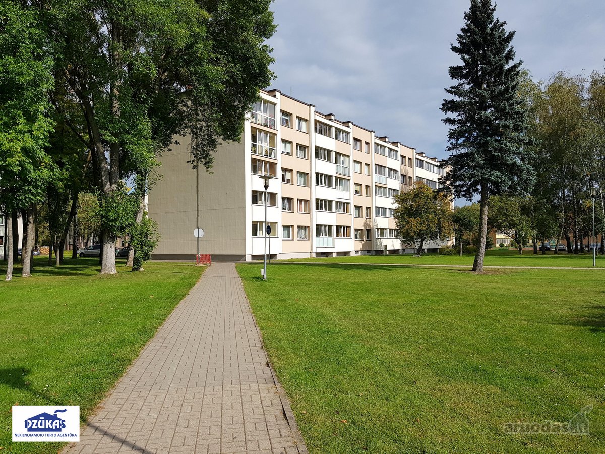Parduodamas itin erdvus 4 kambarių butas - nuotraukos Nr. 13