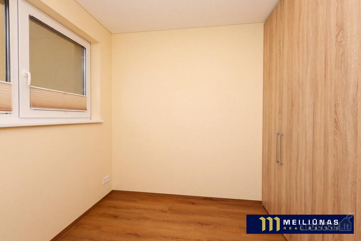 Išnuomojamas 3 kambarių butas su privačiu - nuotraukos Nr. 10