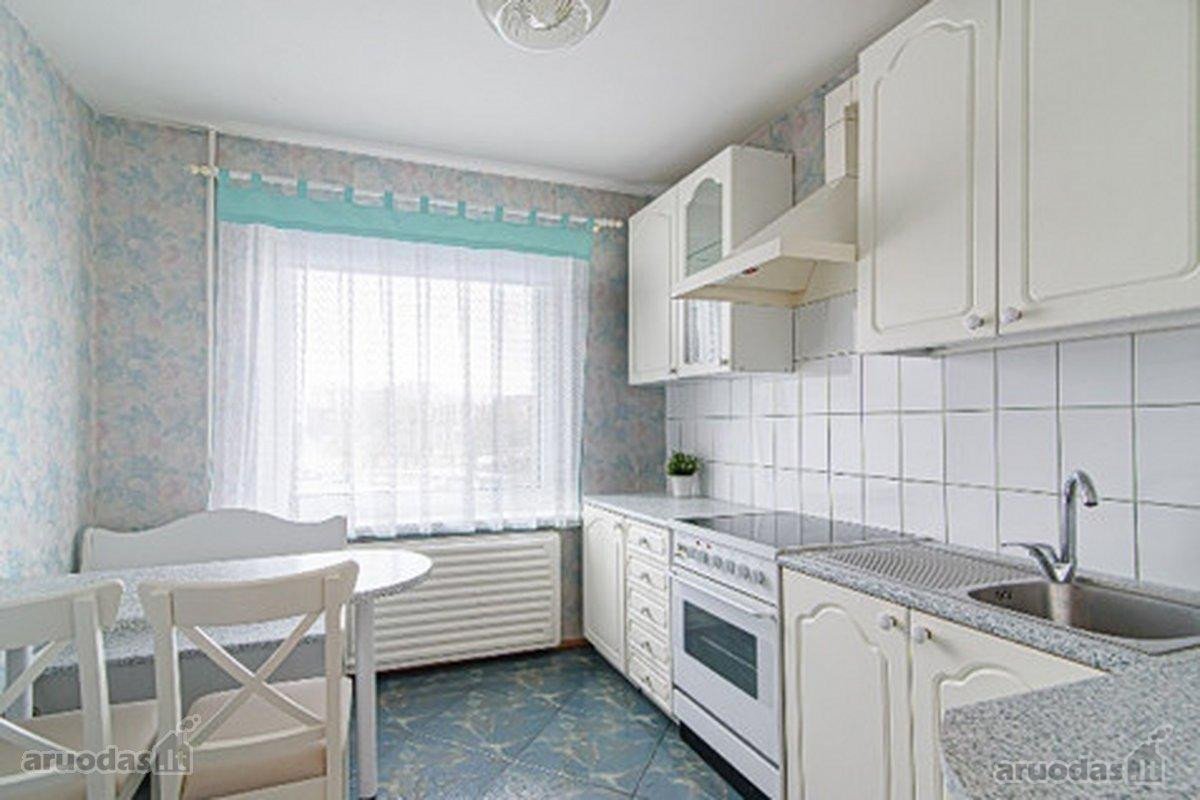Parduodamas 3 nepereinamų kambarių butas su - nuotraukos Nr. 8
