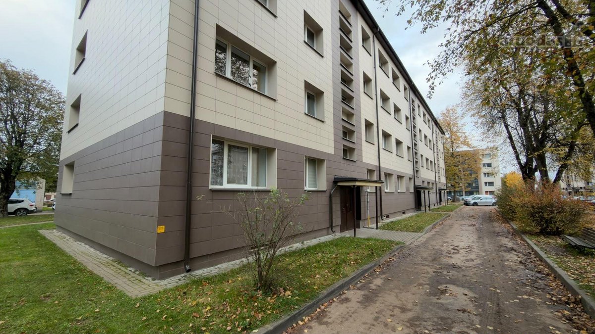 Parduodamas 2 kambarių butas su balkonu ir - nuotraukos Nr. 6