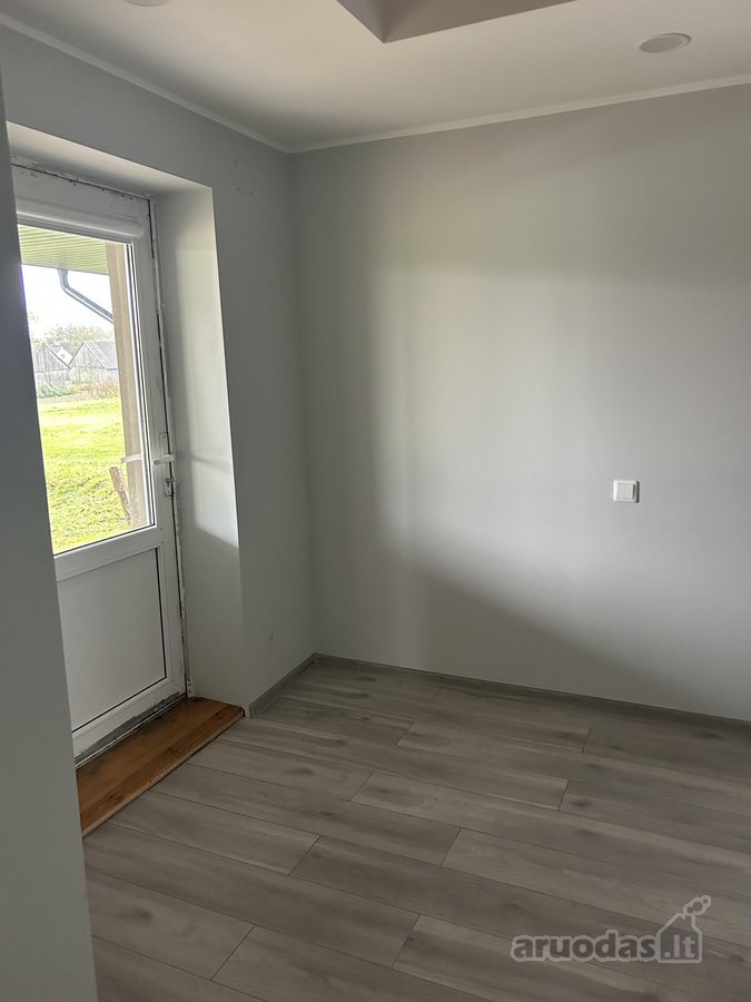 Parduodamas namas po renovacijos - nuotraukos Nr. 9