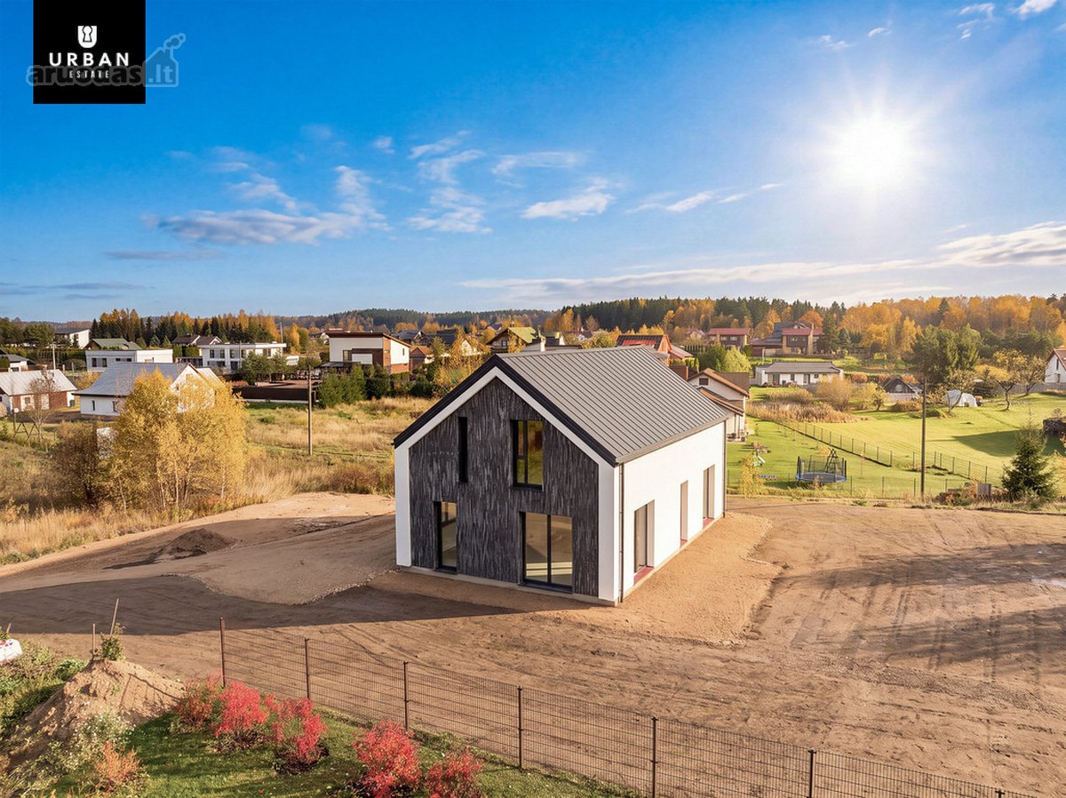 Parduodamas įrengtas 2 aukštų namas Saldenės - nuotraukos Nr. 8
