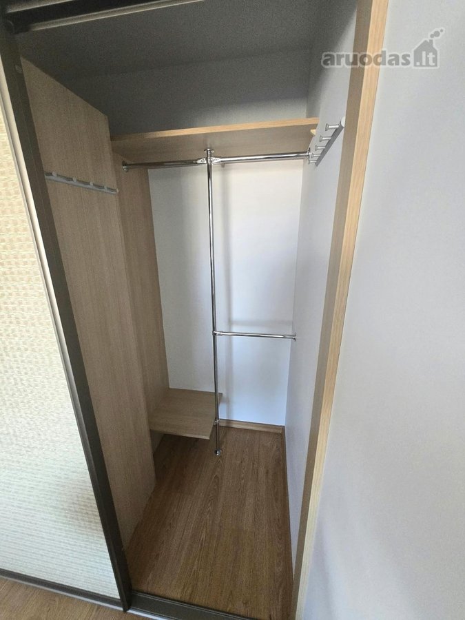 Išnuomojamas 3 kambarių butas su dviem - nuotraukos Nr. 14