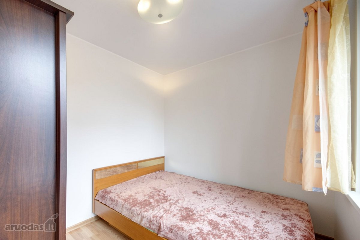 Nuomojamas tvarkingas ir šviesus 1,5 kambario - nuotraukos Nr. 5