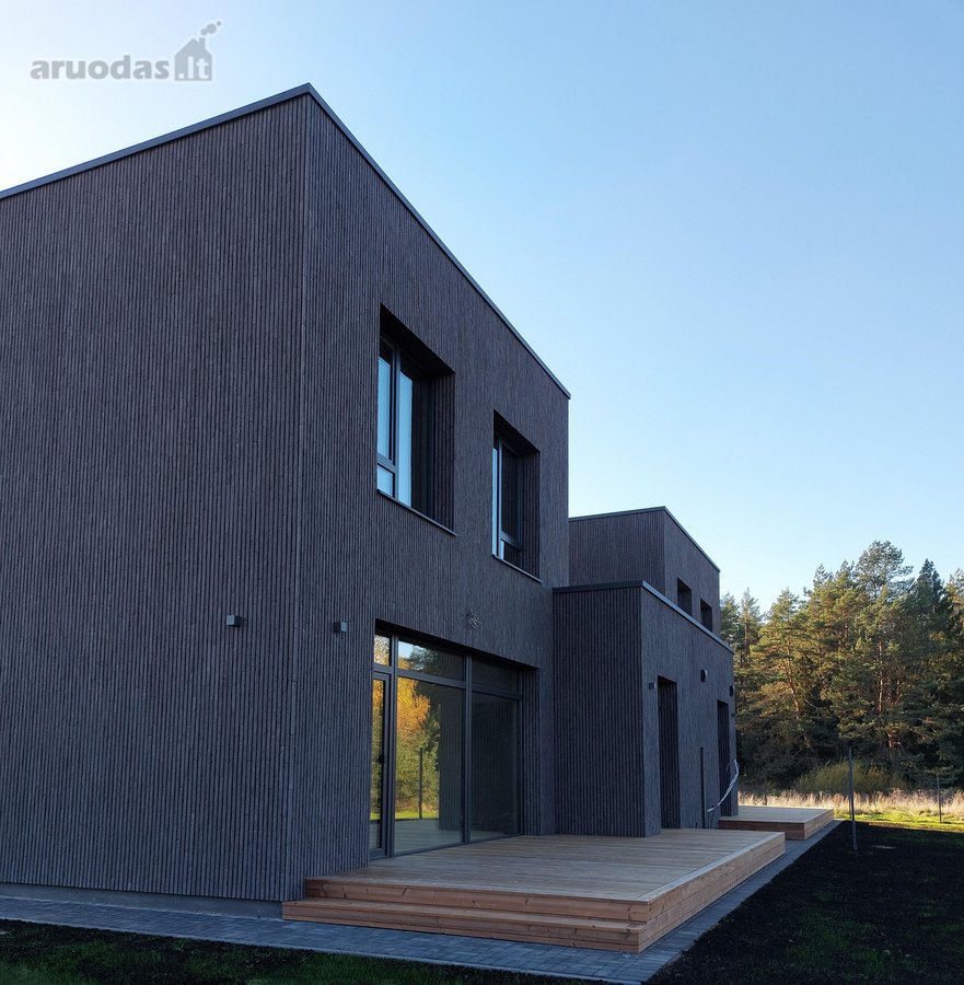 Parduodamas Erdvus Dvibutis Namas Ramioje, - nuotraukos Nr. 8