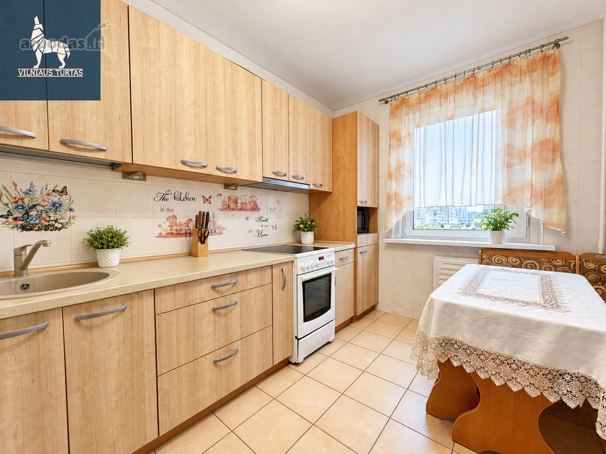 Parduodamas Erdvus 3 Kambarių Butas Su Dviem - nuotraukos Nr. 9