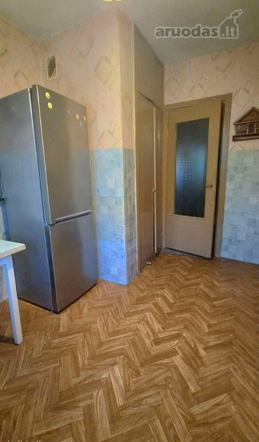 Parduodamas 2 kambarių butas su erdviu rūsiu - nuotraukos Nr. 7