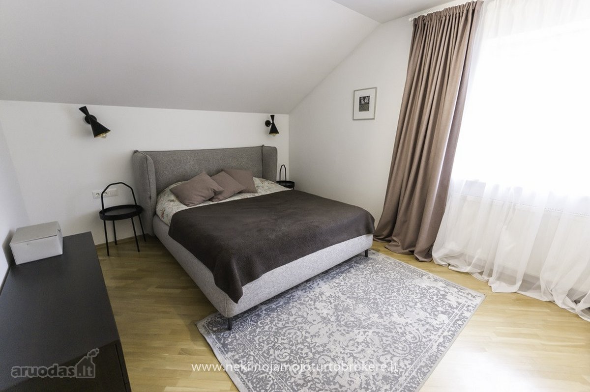Parduodamas Erdvus 93,05 M² Keturių Kambarių - nuotraukos Nr. 12