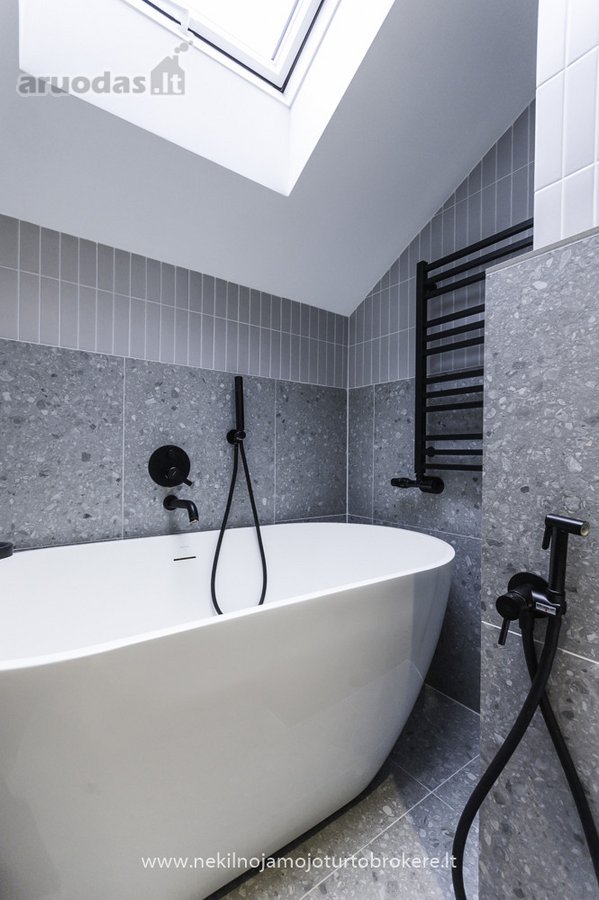 Parduodamas Erdvus 93,05 M² Keturių Kambarių - nuotraukos Nr. 27