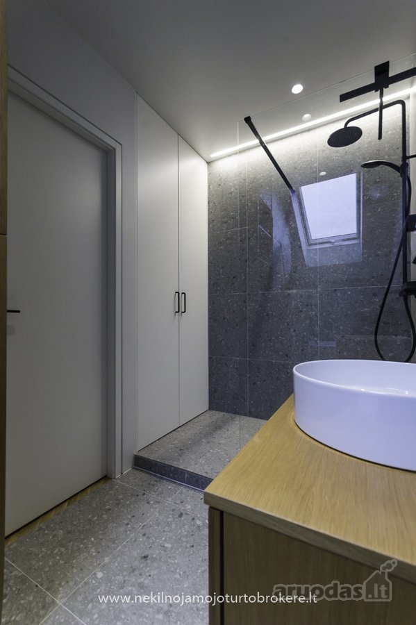 Parduodamas Erdvus 93,05 M² Keturių Kambarių - nuotraukos Nr. 28