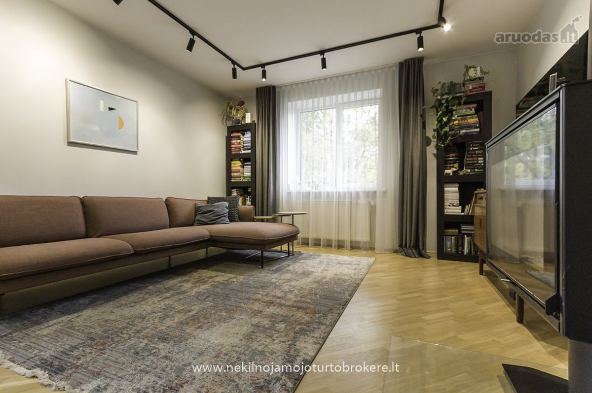 Parduodamas Erdvus 93,05 M² Keturių Kambarių - nuotraukos Nr. 35