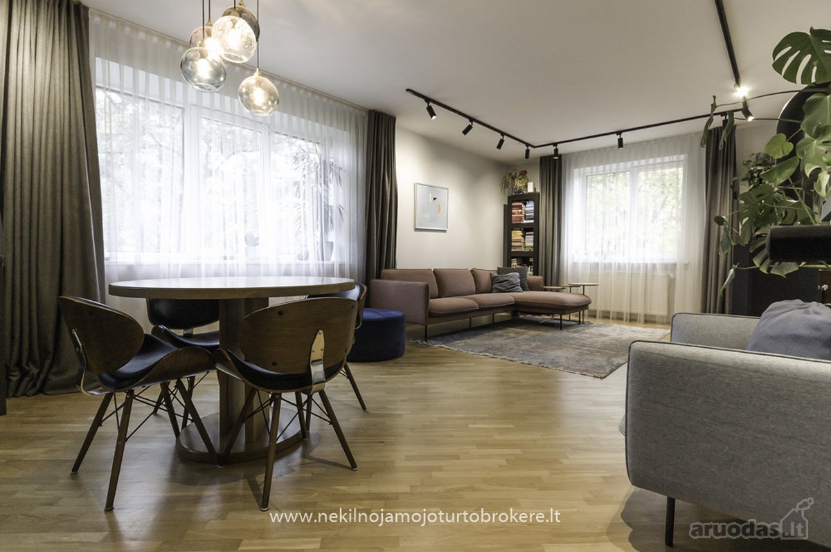 Parduodamas Erdvus 93,05 M² Keturių Kambarių - nuotraukos Nr. 3