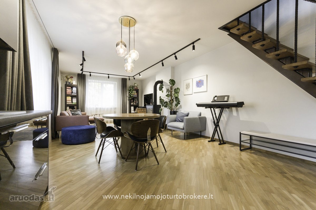 Parduodamas Erdvus 93,05 M² Keturių Kambarių - nuotraukos Nr. 41