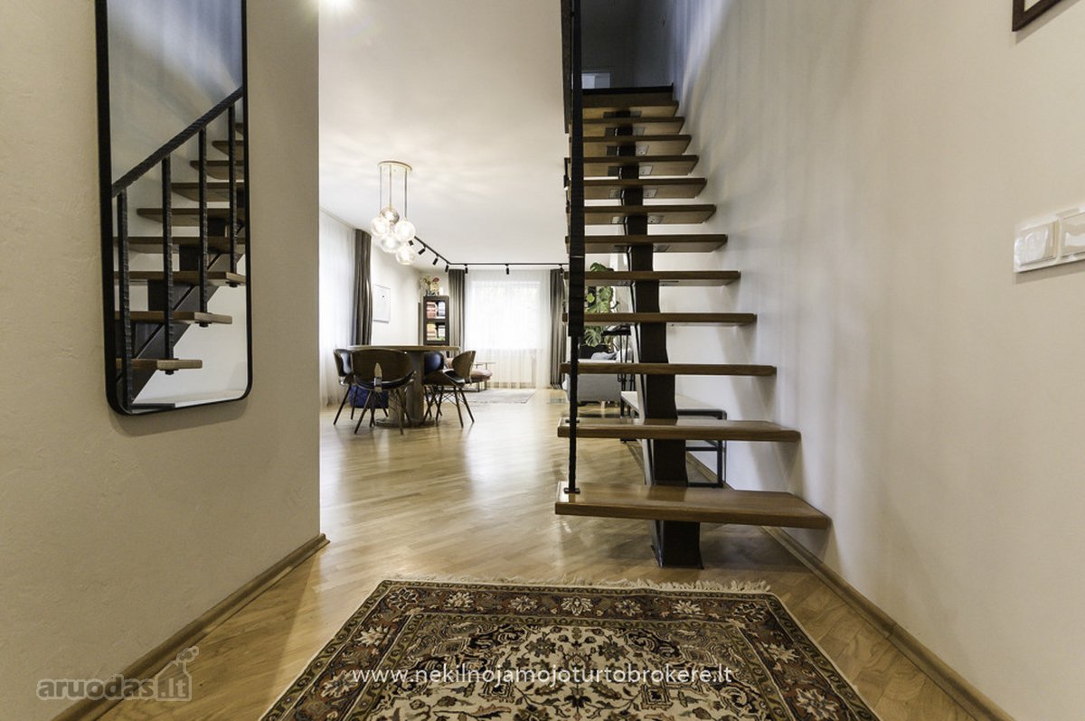 Parduodamas Erdvus 93,05 M² Keturių Kambarių - nuotraukos Nr. 42