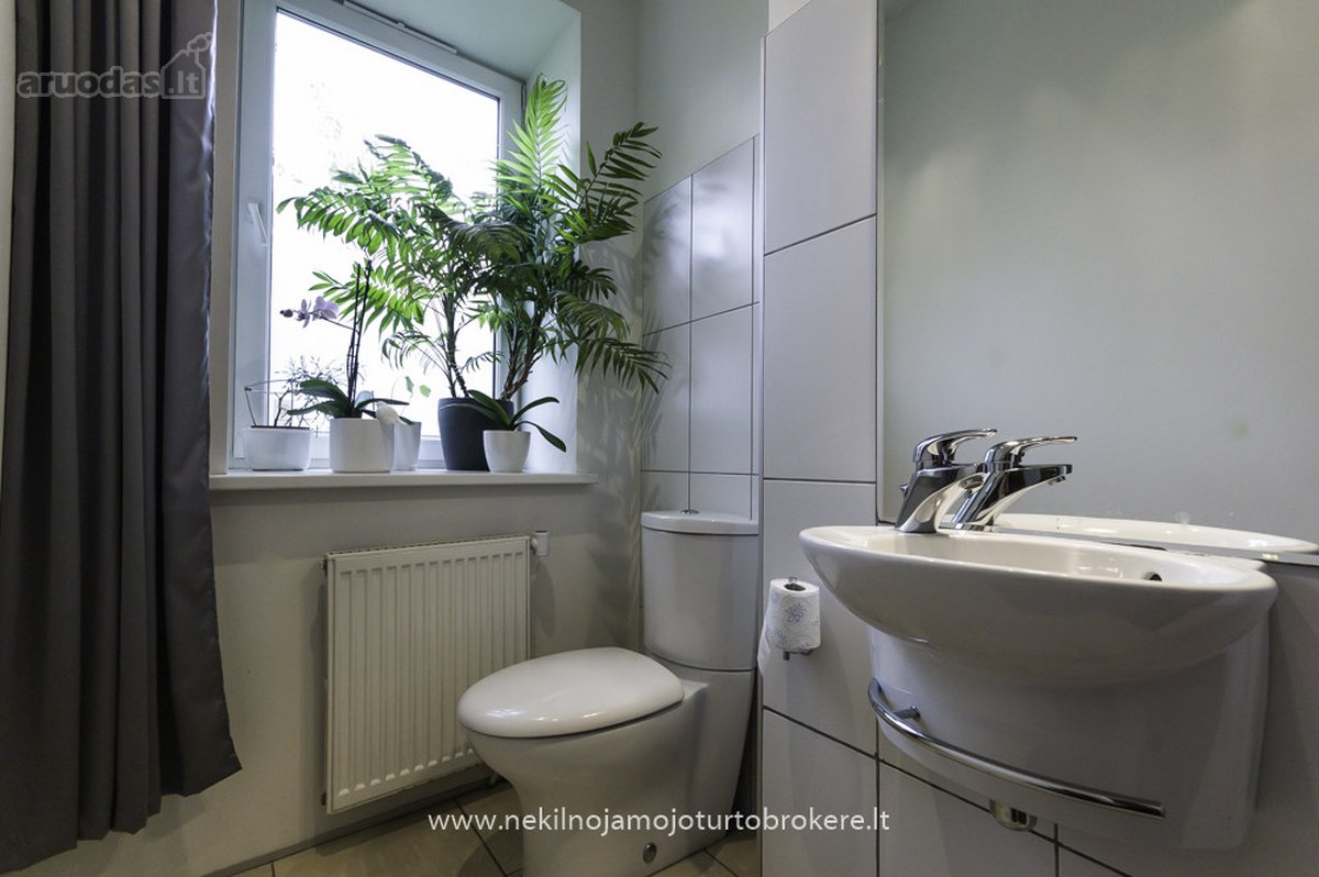 Parduodamas Erdvus 93,05 M² Keturių Kambarių - nuotraukos Nr. 44