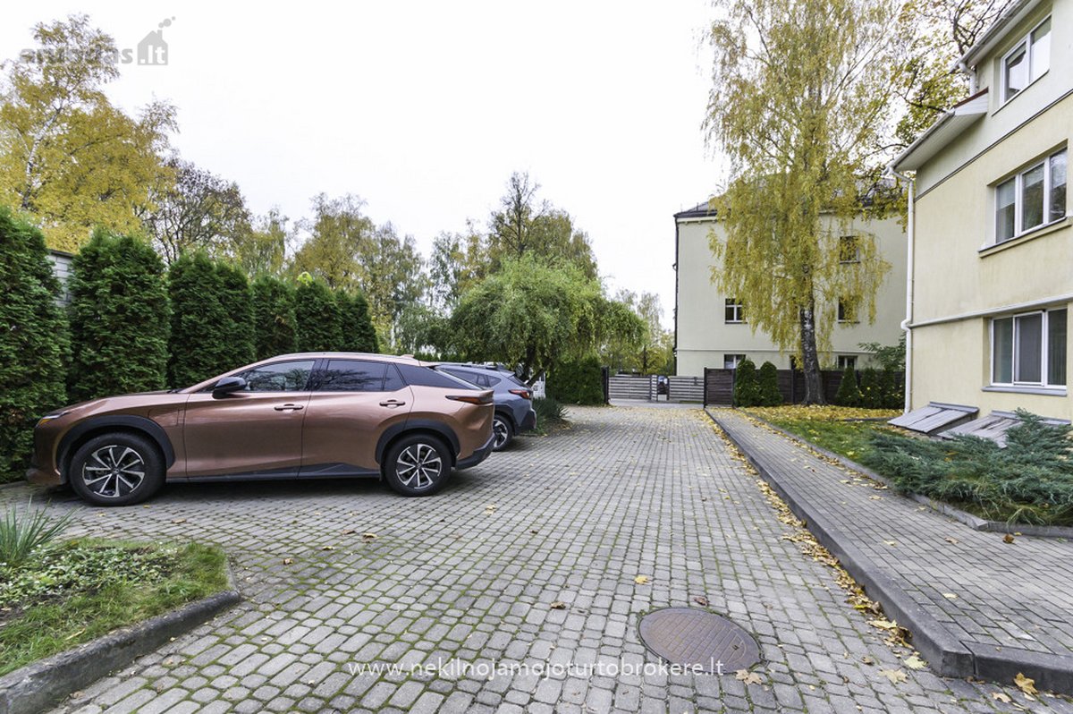 Parduodamas Erdvus 93,05 M² Keturių Kambarių - nuotraukos Nr. 46
