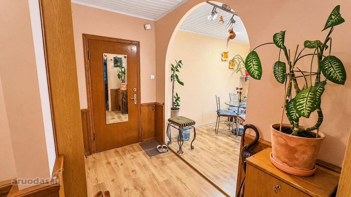 Parduodamas 3 Izoliuotų Kambarių Butas - nuotraukos Nr. 17