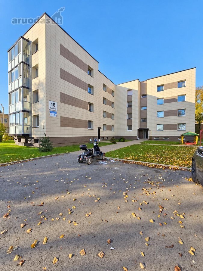 3 kambarių butas renovuotame name su erdviu - nuotraukos Nr. 15