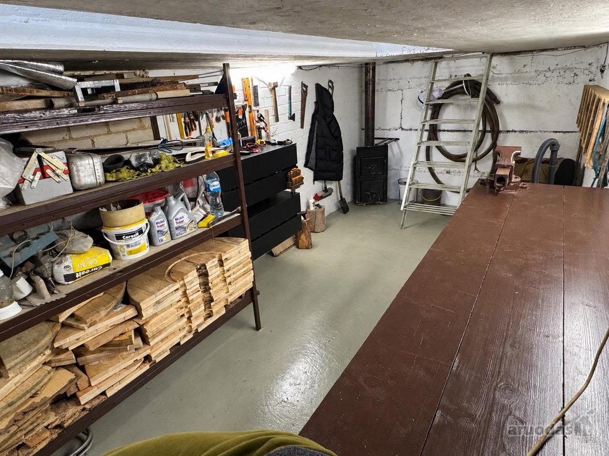 Parduodamas tvarkingas garažas su 2 metrų - nuotraukos Nr. 9