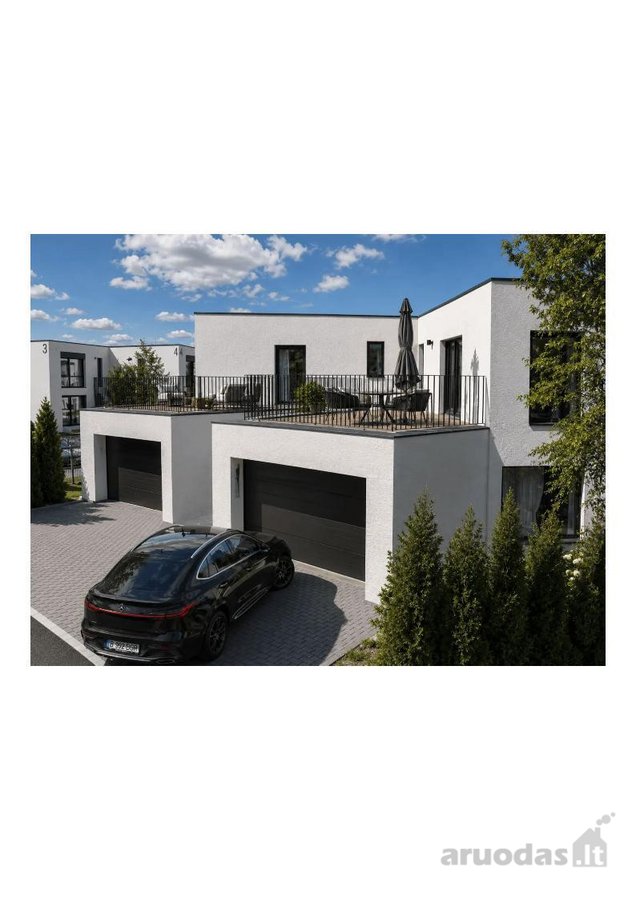 Šiuolaikiška architektūra, daug šviesos. - nuotraukos Nr. 6