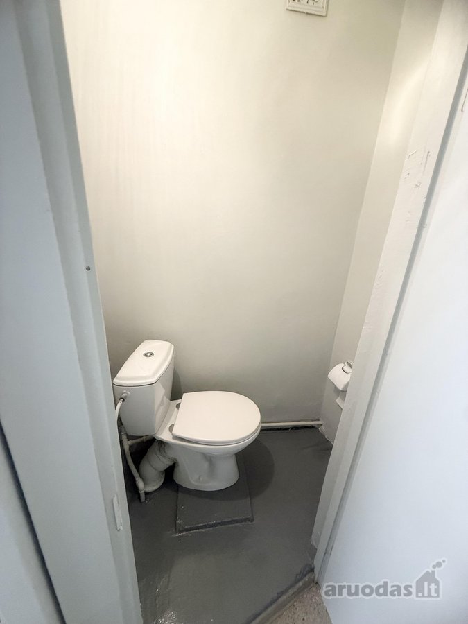 Išnuomojamos tvarkingos 40 m² komercinės - nuotraukos Nr. 4