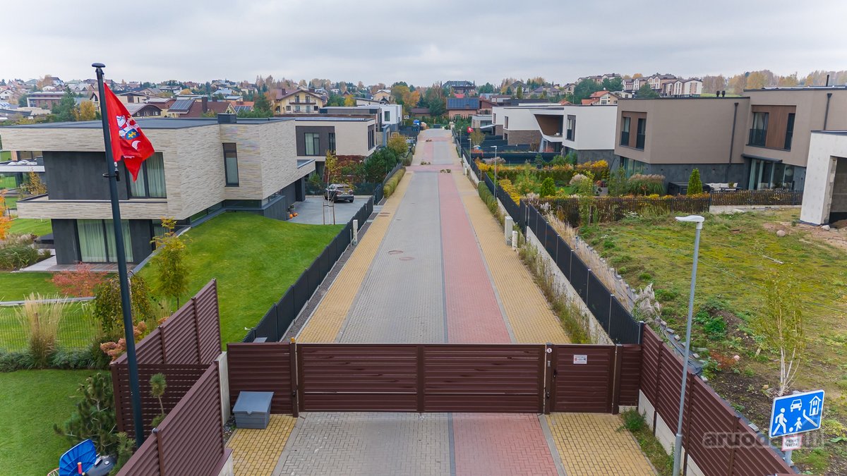 Vaizdingoje Vilniaus vietoje, prie tvenkinio, - nuotraukos Nr. 49