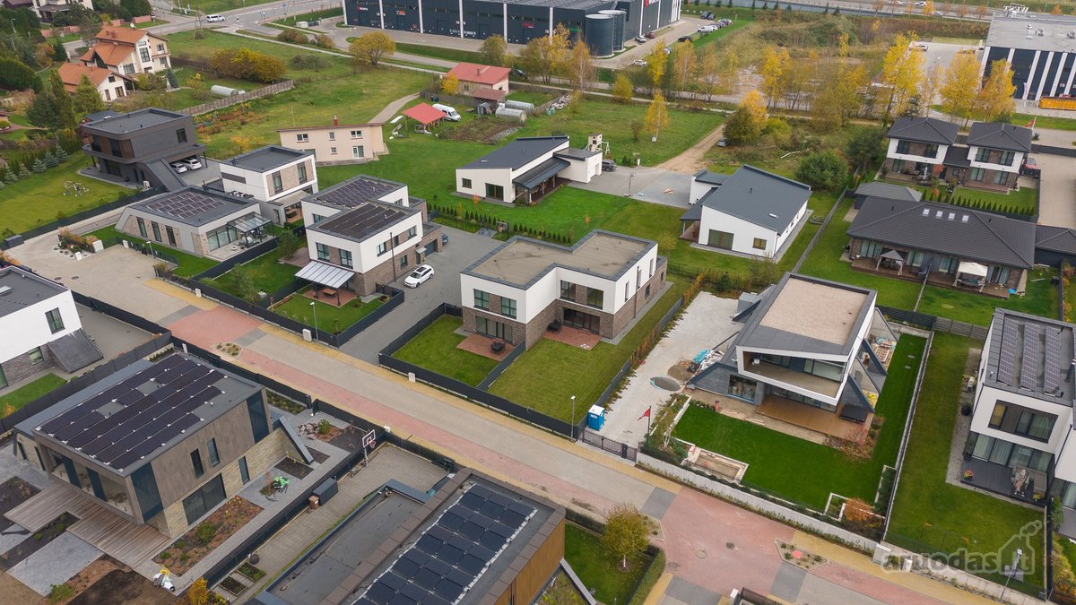 Vaizdingoje Vilniaus vietoje, prie tvenkinio, - nuotraukos Nr. 57