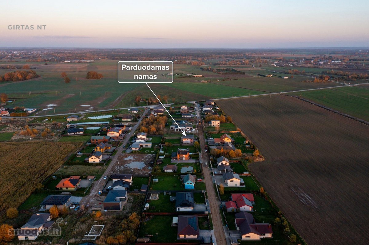Įrengtas 180 m² namas Rokuose, 10,36 a sklype - nuotraukos Nr. 14