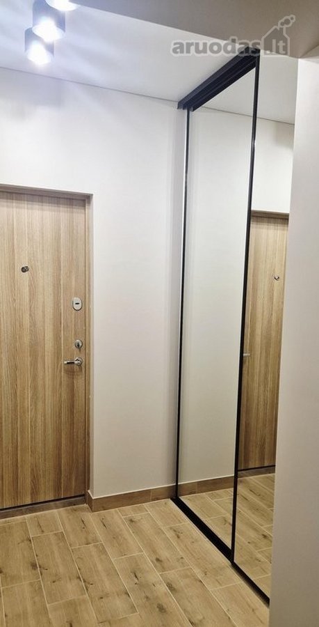 Parduodamas naujai įrengtas 3 kambarių butas - nuotraukos Nr. 11