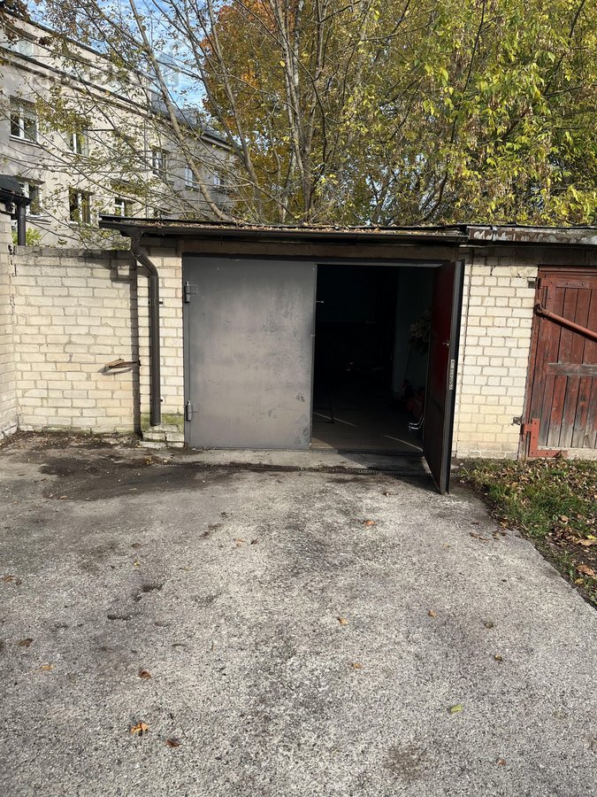 Išnuomuojamas garažas Žaliakalnyje, Perkūno - nuotraukos Nr. 2