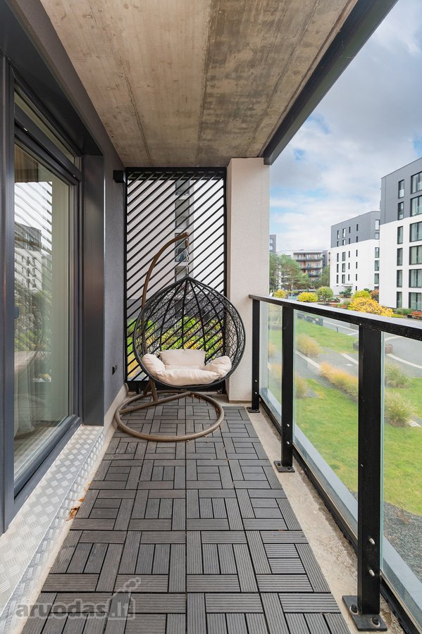 Parduodamas moderniai įrengtas 3-jų kambarių - nuotraukos Nr. 10