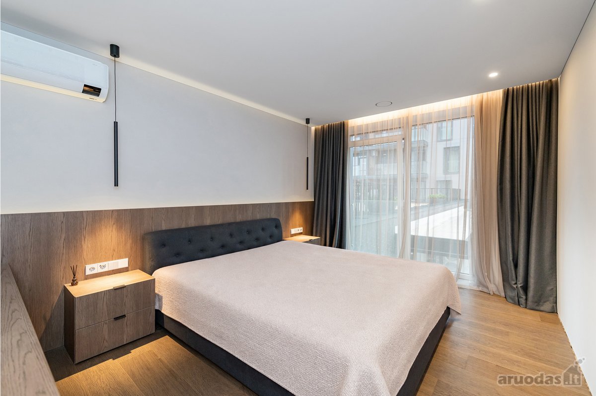 Parduodamas moderniai įrengtas 3-jų kambarių - nuotraukos Nr. 12