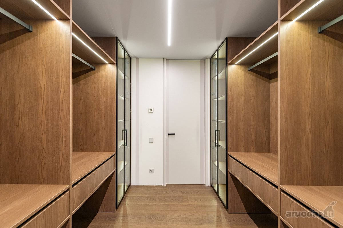 Parduodamas moderniai įrengtas 3-jų kambarių - nuotraukos Nr. 16