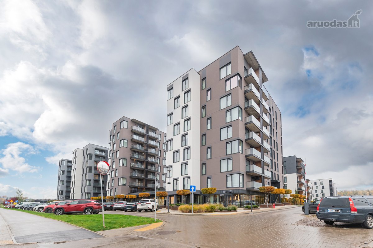 Parduodamas moderniai įrengtas 3-jų kambarių - nuotraukos Nr. 35