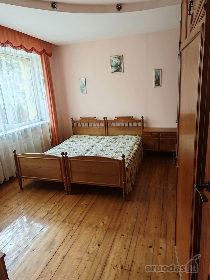 Parduodamas namas su rusiu ir garazu.bendras - nuotraukos Nr. 14