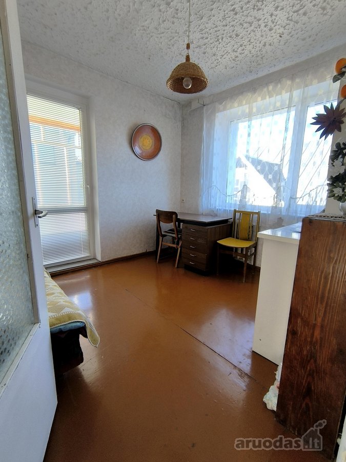Vienoje iš pagrindinių gatvių parduodamas - nuotraukos Nr. 13