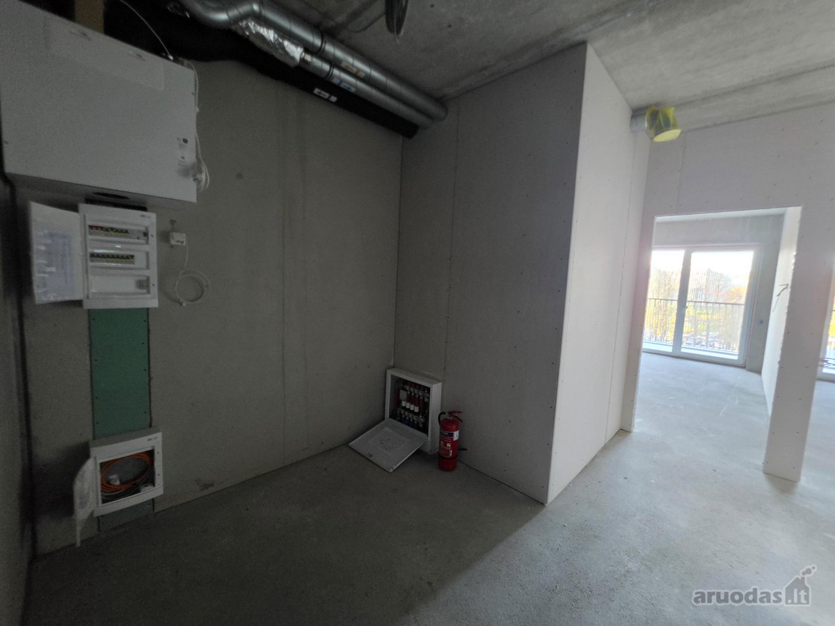 Parduodamas 52 kv. m. dalinai įrengtas 2 - nuotraukos Nr. 5