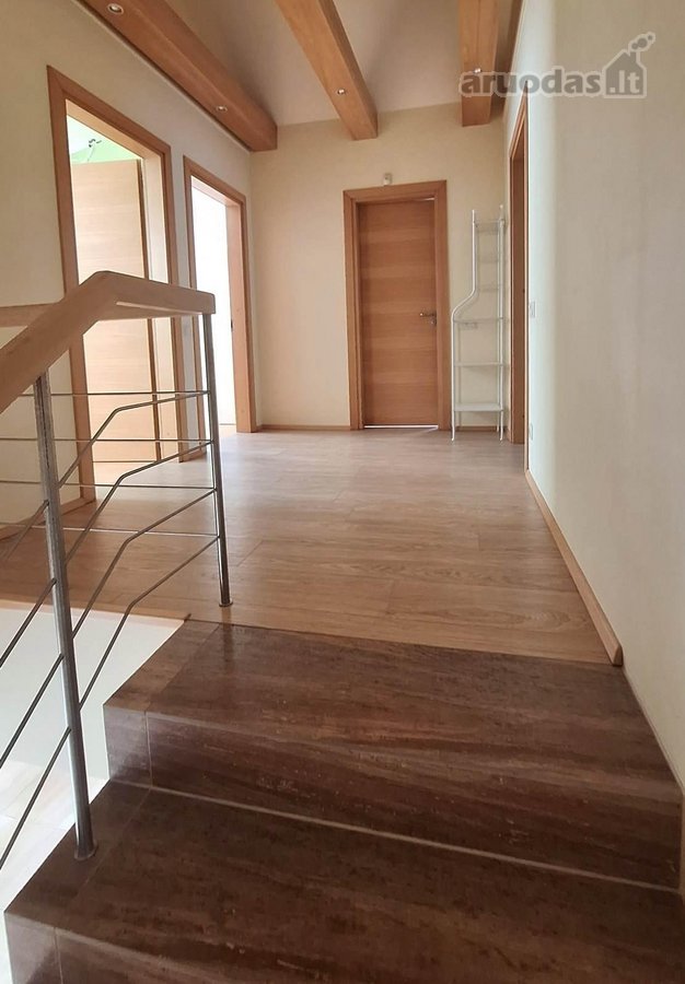 Išnuomojamas jaukus 200 m2 namas visai šalia - nuotraukos Nr. 27
