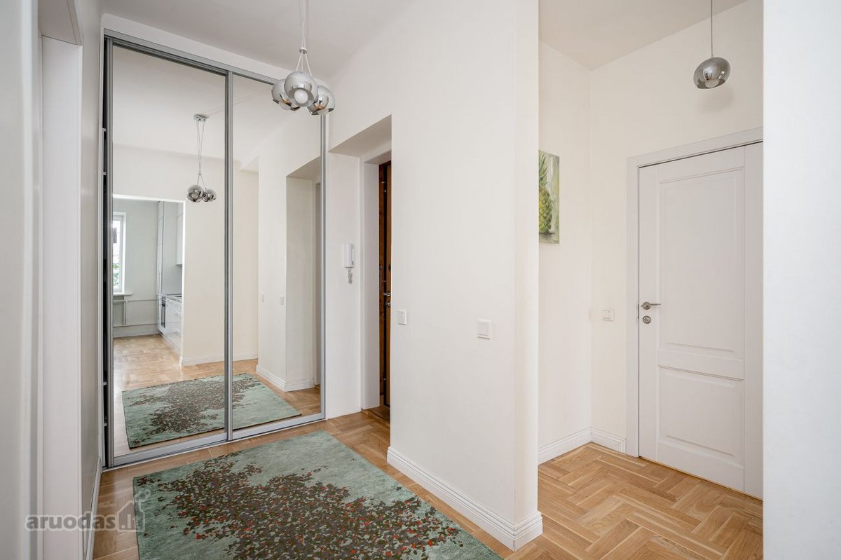 Stilingas, saulėtas ir ypač jaukus 4 kambarių - nuotraukos Nr. 23