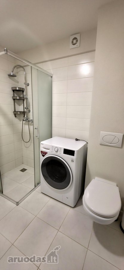Nuomojamas dviejų kambarių butas renovuotame - nuotraukos Nr. 5