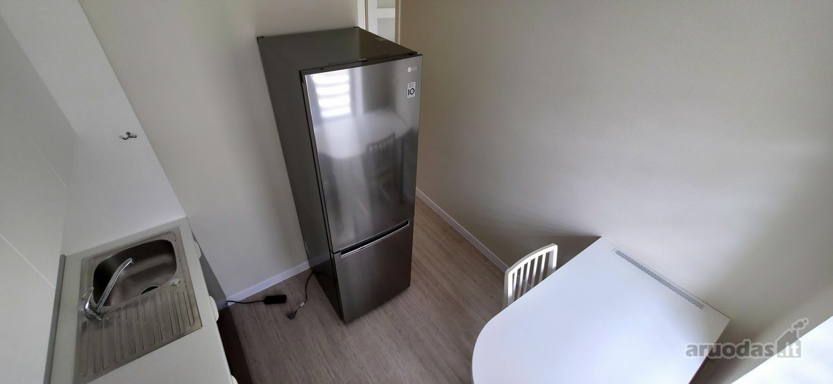 Nuomojamas dviejų kambarių butas renovuotame - nuotraukos Nr. 11
