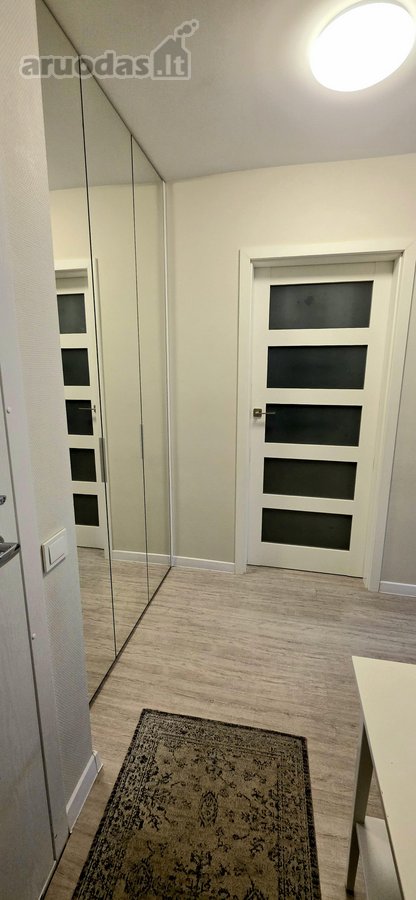 Nuomojamas dviejų kambarių butas renovuotame - nuotraukos Nr. 26