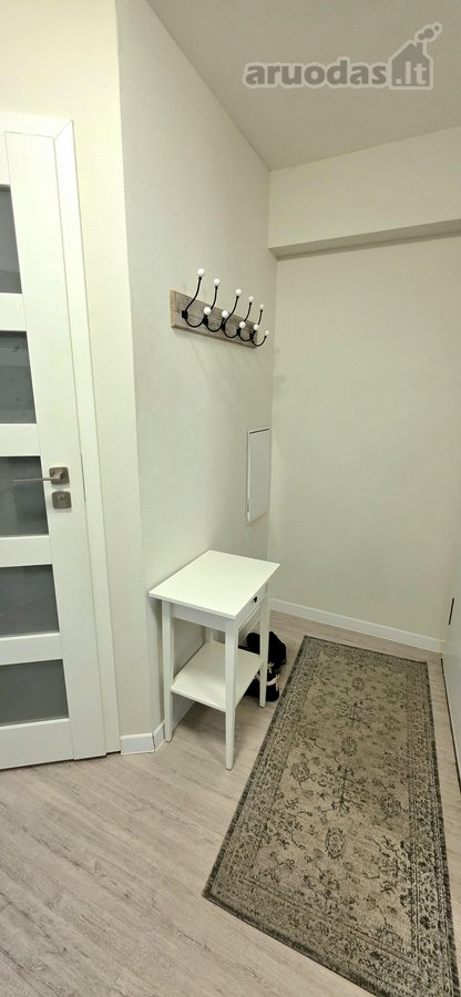 Nuomojamas dviejų kambarių butas renovuotame - nuotraukos Nr. 28