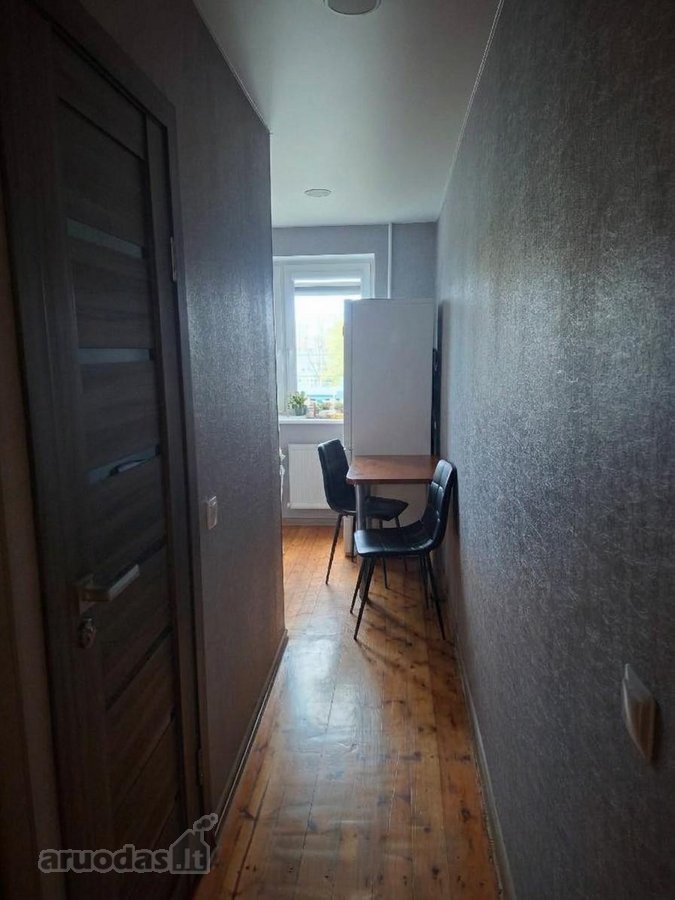 Parduodamas šviesus ir šiltas 2 kambarių - nuotraukos Nr. 7