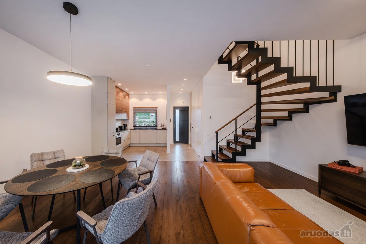 Parduodamas 87 m² sublokuotas namas su 4 arų - nuotraukos Nr. 2