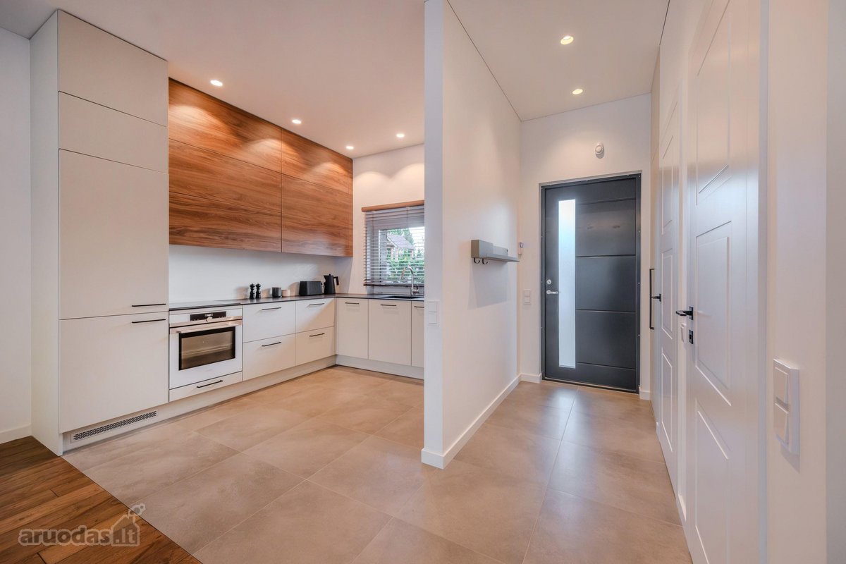 Parduodamas 87 m² sublokuotas namas su 4 arų - nuotraukos Nr. 6