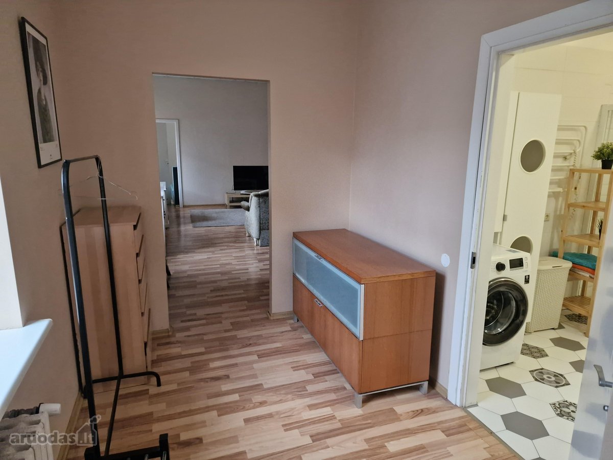 Nuomojamas erdvus, ir šviesus trijų kambariu - nuotraukos Nr. 5
