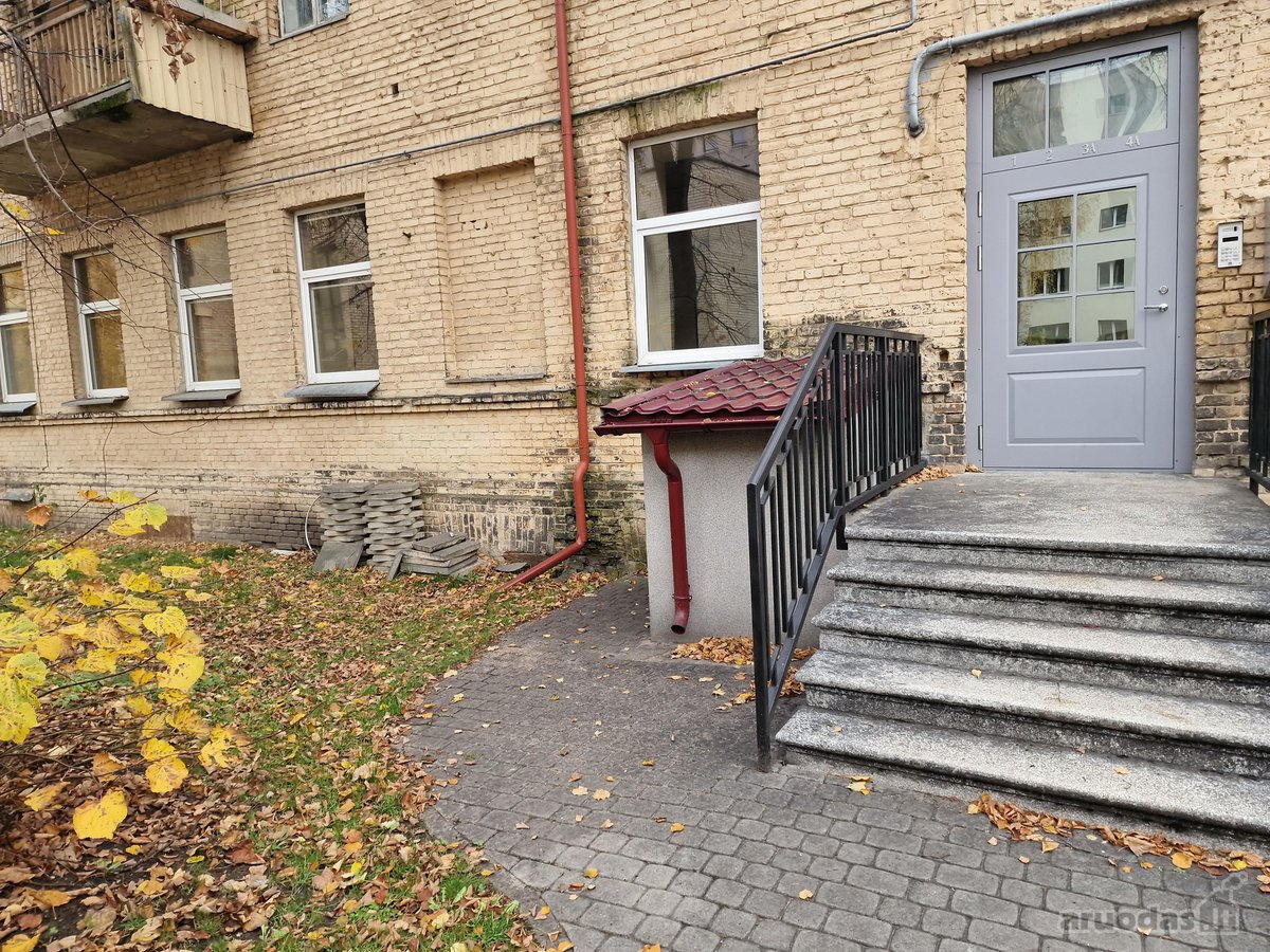 Nuomojamas erdvus, ir šviesus trijų kambariu - nuotraukos Nr. 10