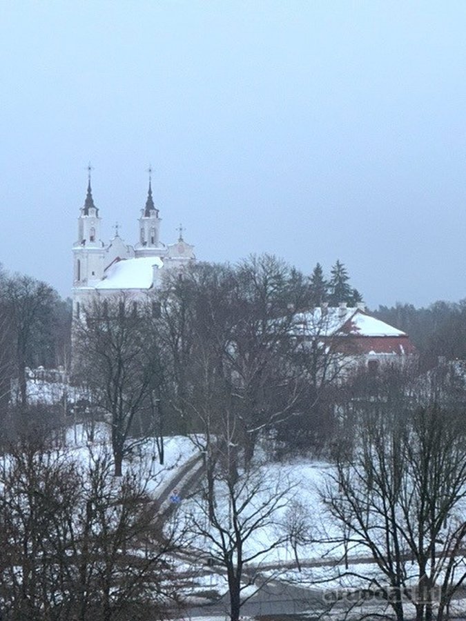Nuomojamas puikus 2-ų kambarių butas per du - nuotraukos Nr. 15